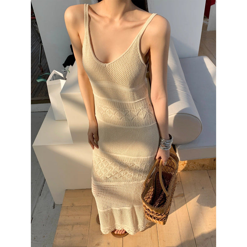 French Hollow Woven V-neck Knitted Sling Dress