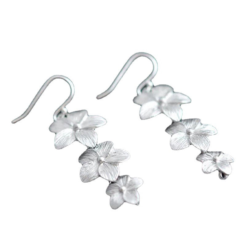 Fashion Simple Three Flowers Little Daisy Silver Women's Earrings