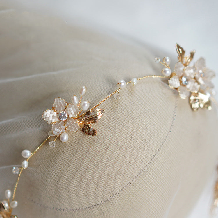 Fashionable Handmade Freshwater Hair Accessories