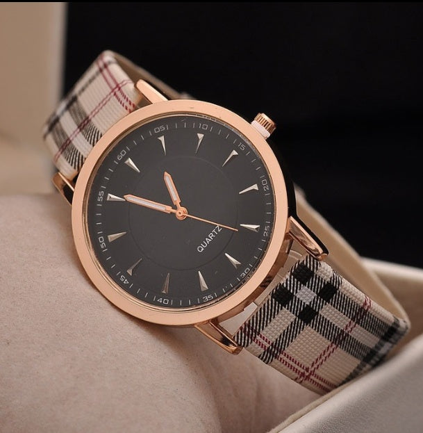 Fashion Guitar Retro Watch
