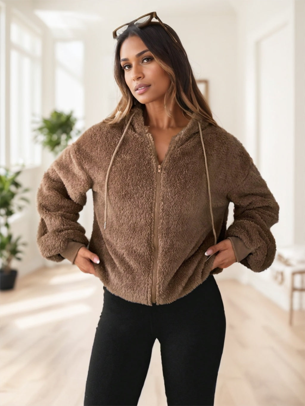 Essnce Women's Solid Color Fleece Hooded Sweatshirt