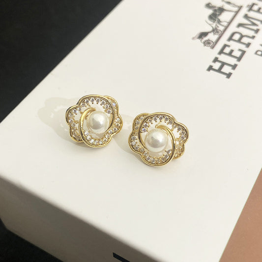 Pearl Grace New Petal Earrings For Women