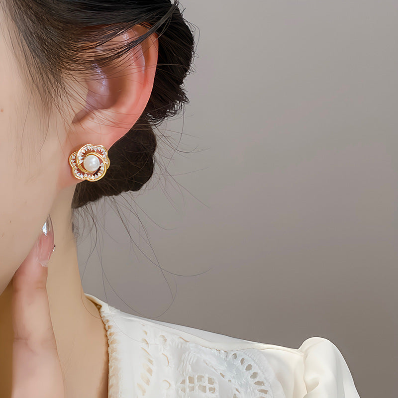 Pearl Grace New Petal Earrings For Women